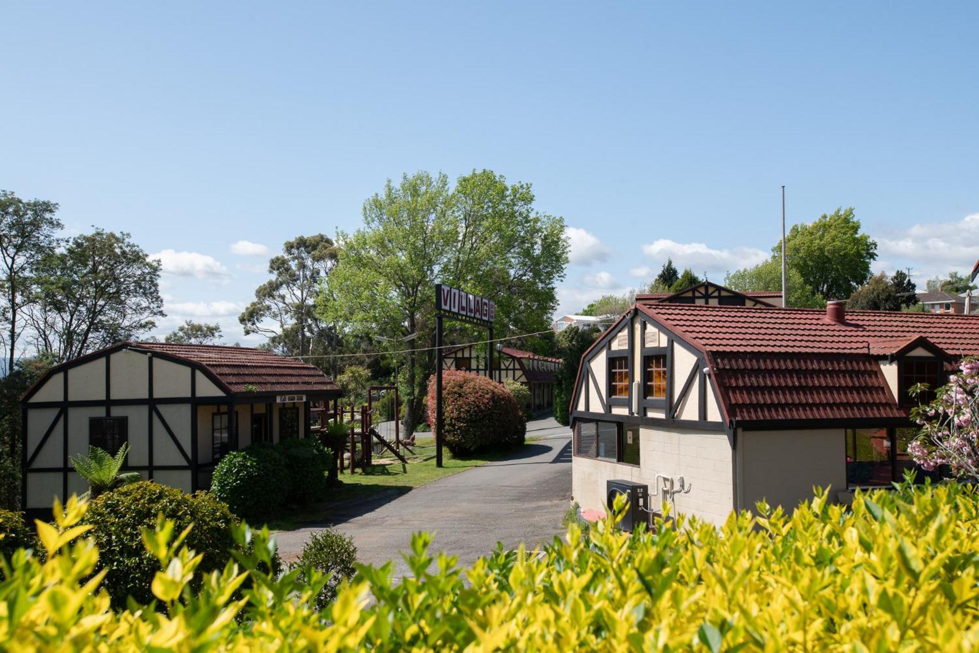 Village Family Motor Inn Launceston Bagian luar foto