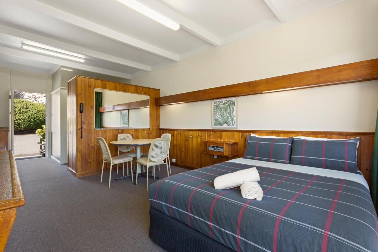 Village Family Motor Inn Launceston Bagian luar foto