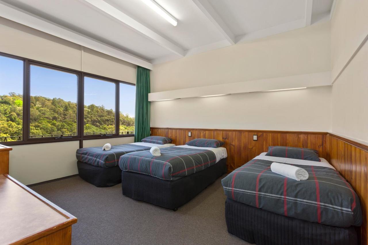 Village Family Motor Inn Launceston Bagian luar foto
