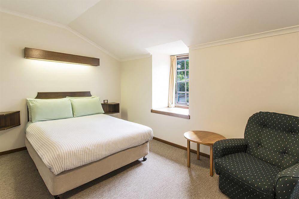 Village Family Motor Inn Launceston Bagian luar foto